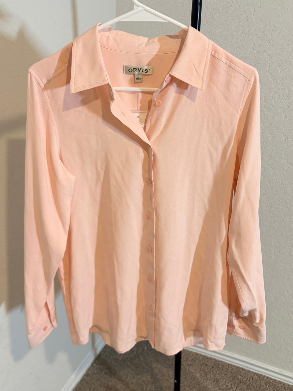 Orvis  100% Silk Button-Down Long Sleeve Shirt